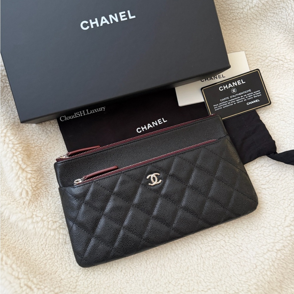 Auth Chanel Classic Quilted CC Logo Black Caviar Double Zip Case w/ Silver Hdw